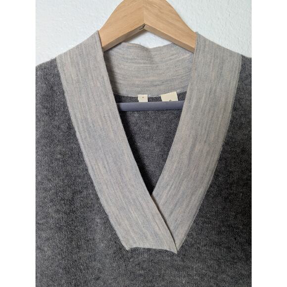Anthropologie Moth Boucle Alpaca Wool Grey V Neck Pullover Sweater Size XS Hygge - Picture 3 of 12